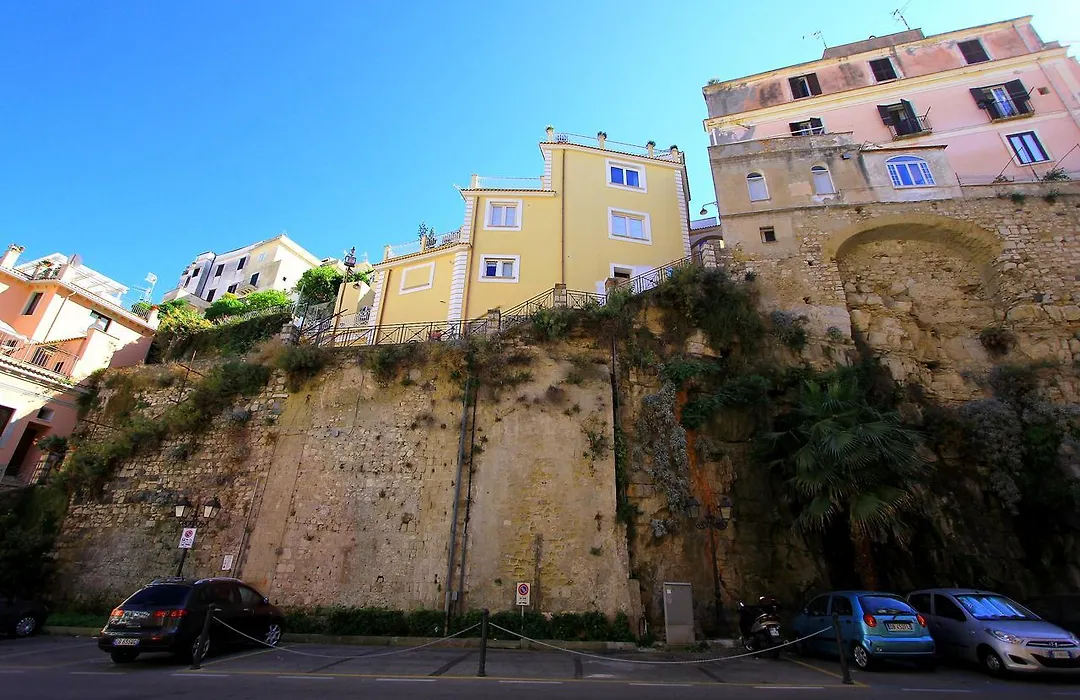 Il Viaggiatore Gaeta Medievale B&B-1