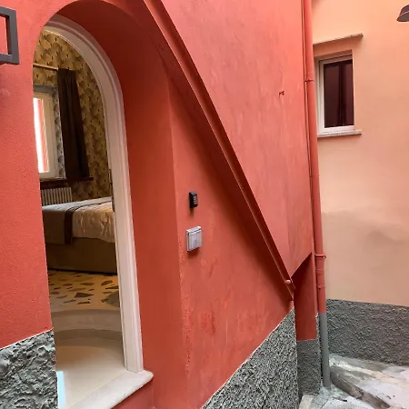 Dimora Del Leone Gaeta-3